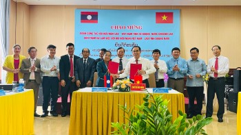 quang nam tinh se kong lao cung xay dung duong bien gioi hoa binh huu nghi hop tac phat trien