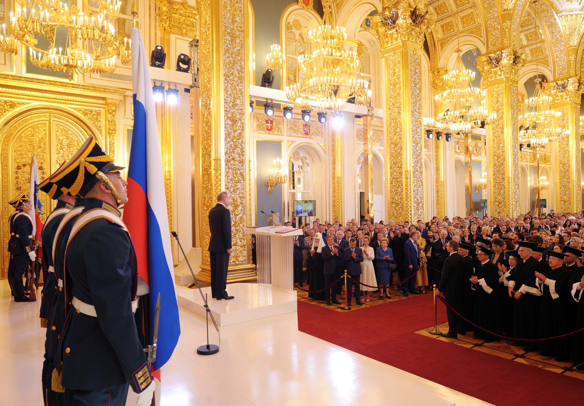 Tổng thống Nga Vladimir Putin tuyên thệ nhậm chức nhiệm kỳ thứ 4 tại Điện Kremlin ngày 7/5/2018. (Ảnh: Reuters)