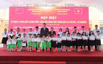 Cần Thơ họp mặt kỷ niệm 75 năm Quốc khánh nước Cộng hòa Nhân dân Trung Hoa