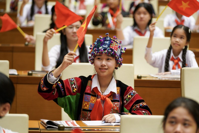 Phòng, chống bạo lực học đường và phòng chống tác hại của thuốc lá, chất kích thích, nhất là trong môi trường học đường