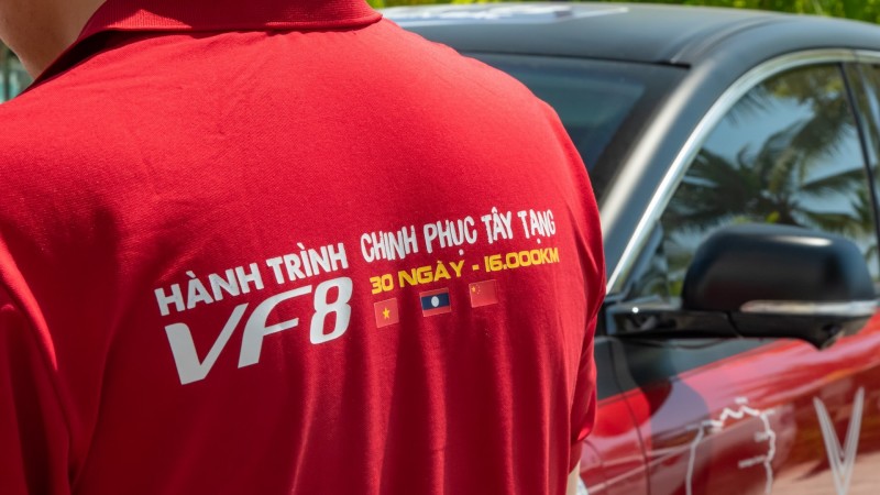 Các chủ xe VinFast VF 8 “lên đồ” chuẩn bị cho hành trình 16.000 km chinh phục Tây Tạng