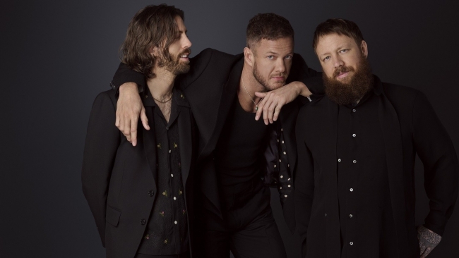 Imagine Dragons – nhóm nhạc sắp trình diễn tại 8WONDER và những kỷ lục làm “rung chuyển” làng nhạc thế giới