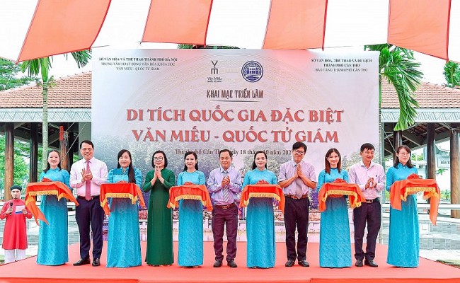 Triển lãm “Di tích Quốc gia đặc biệt Văn Miếu - Quốc Tử Giám” tại TP Cần Thơ