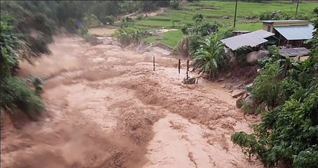 Cảnh báo lũ quét khu vực Hà Tĩnh, Quảng Bình, Quảng Trị, Thừa Thiên Huế