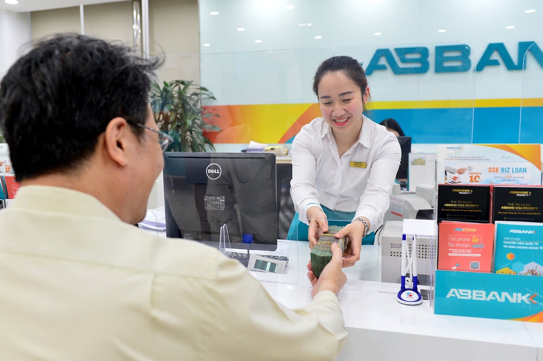 ABBank lỗ hơn 343 tỷ đồng trong quý III