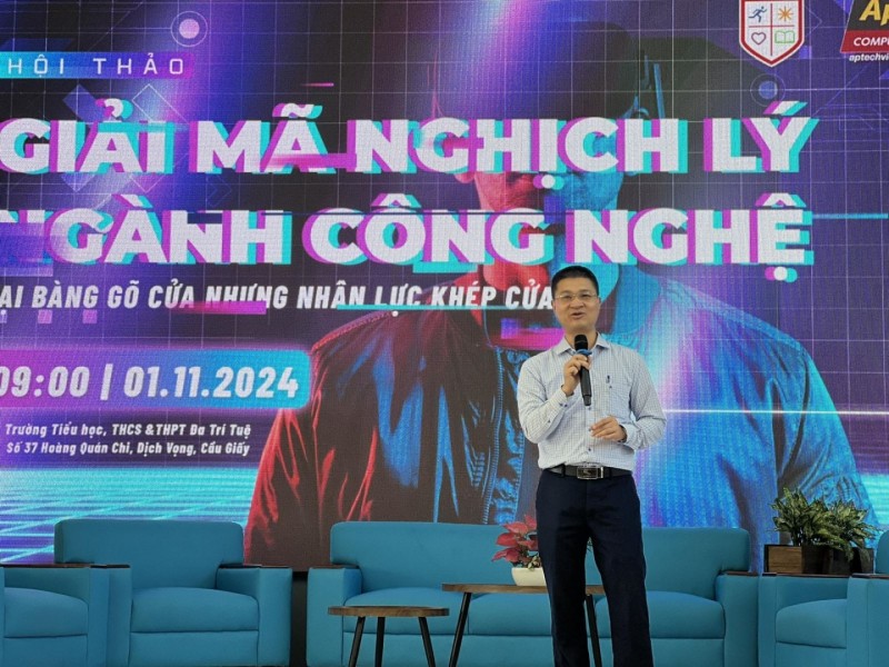 Ông Tô Hồng Nam, Phó Cục trưởng Cục Công nghệ thông tin (Bộ Giáo dục và Đào tạo) chia sẻ về chất lượng đào tạo lĩnh vực công nghệ thông tin hiện nay (Ảnh: T.L).