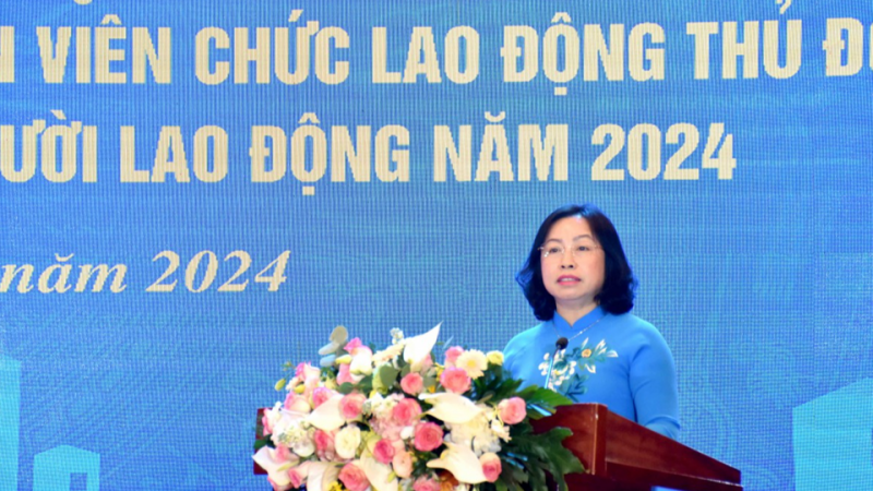 Phó Chủ tịch Thường trực Tổng LĐLĐ Việt Nam Thái Thu Xương phát biểu tại hội nghị (Ảnh: Hoàng Mạnh). Phó Chủ tịch Thường trực Tổng LĐLĐ Việt Nam Thái Thu Xương phát biểu tại hội nghị (Ảnh: Hoàng Mạnh).