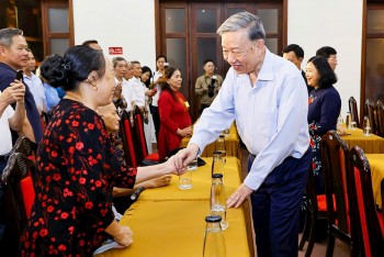 Lãnh đạo Đảng, Nhà nước chung vui ngày hội đại đoàn kết toàn dân tộc tại Hà Nội