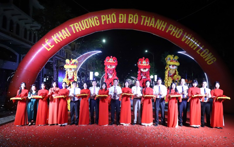 Khai mạc Festival gạch gốm đỏ - Kinh tế xanh tỉnh Vĩnh Long