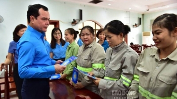 tham hoi doan vien nguoi lao dong tinh tuyen quang bi anh huong boi con bao so 3