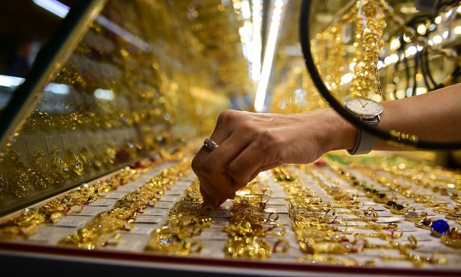 Giá vàng thế giới "nghỉ lễ"