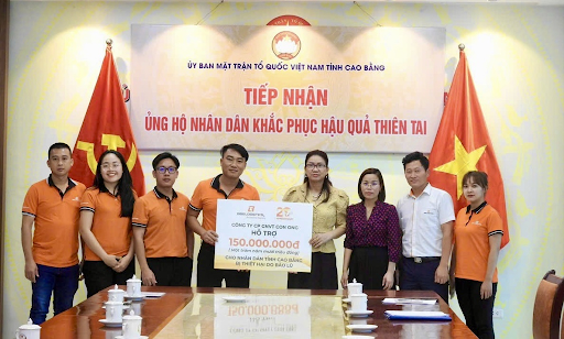 Ủy ban Mặt trận Tổ quốc tỉnh tiếp nhận kinh phí hỗ trợ từ Công ty Cổ phần Giao nhận Vận tải Con Ong