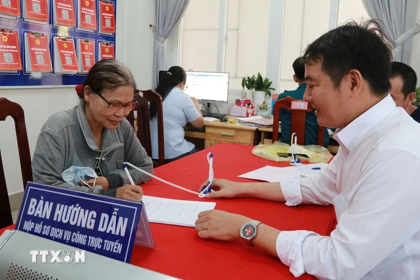 Tổng Bí thư Tô Lâm: Cần &quot;liều thuốc đủ mạnh&quot; điều trị tình trạng cán bộ yếu kém