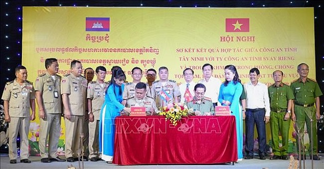 Việt Nam - Campuchia hợp tác phòng, chống tội phạm khu vực biên giới