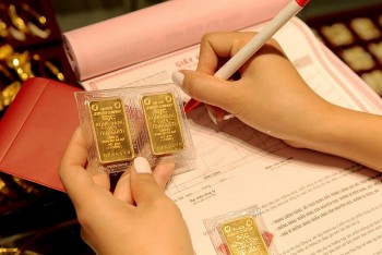 gia vang sjc dong loat di ngang ty gia usd quay dau giam