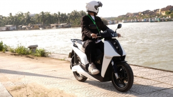 thiet ke ca tinh van hanh manh me gioi tre viet me met voi vinfast theon s
