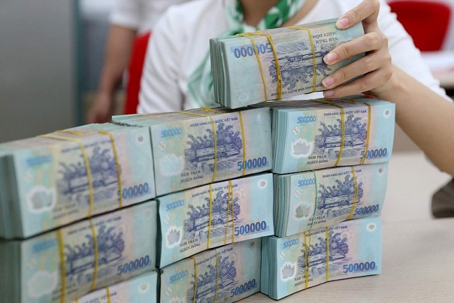 Các ngân hàng dồn dập tăng vốn năm 2024