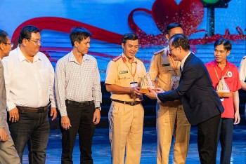 chuong trinh nghe thuat mot chut yeu thuong lan 22025
