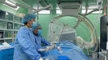 Cứu sống bệnh nhân bị nhồi máu cơ tim nguy kịch với viện phí 0 đồng