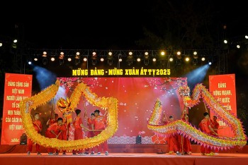 Chương trình nghệ thuật “Mừng Đảng, mừng Xuân” diễn ra tại nhiều địa phương