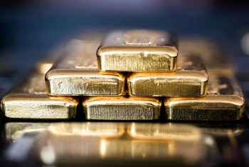 gia vang the gioi lay lai moc 2900 usdounce