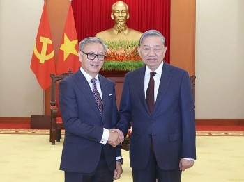viet nam cung lao mai mai giu gin va vun dap cho quan he vi dai doan ket dac biet