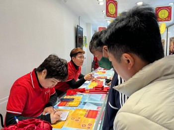 vang sjc giam gia sang dau tuan