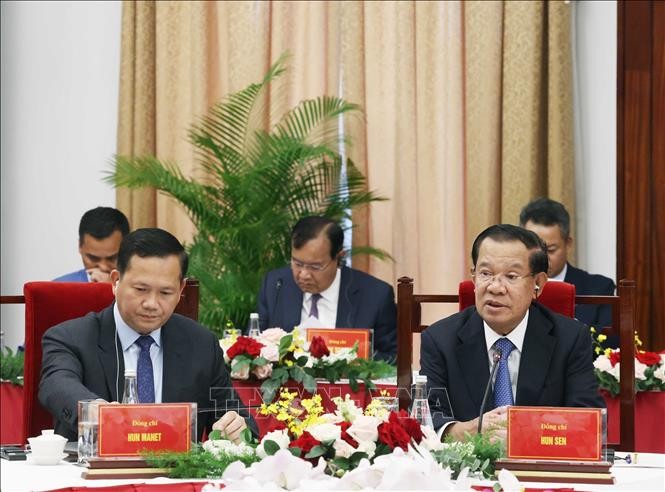 Tăng cường đoàn kết, gia tăng hiệu quả hợp tác, kết nối Việt Nam - Lào - Campuchia Tăng cường đoàn kết, gia tăng hiệu quả hợp tác, kết nối Việt Nam - Lào - Campuchia