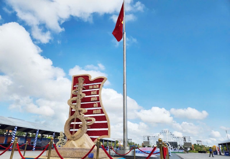 Lan tỏa “Hành trình 100 năm nghề muối - Đời người” tại Bạc Liêu