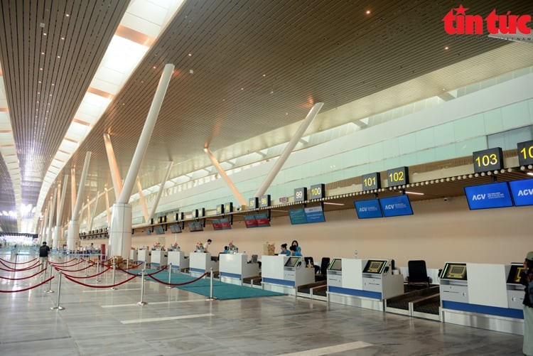 Cận cảnh Nhà ga T3 sân bay Tân Sơn Nhất trước giờ khánh thành