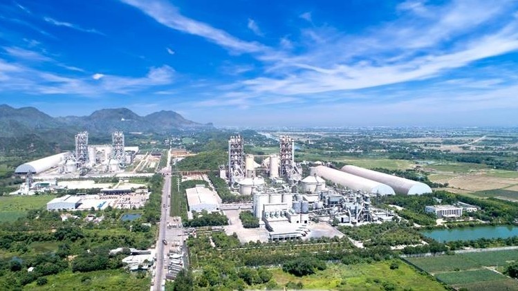 Bằng chất lượng ổn định Xi măng Long Sơn vươn tầm quốc tế