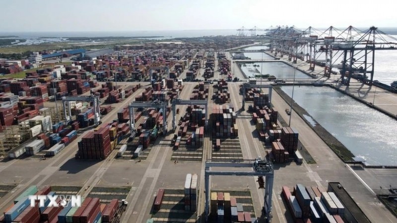 Kinh tế Việt Nam: Kỳ vọng tăng trưởng bền vững giữa áp lực hội nhập và cải cách