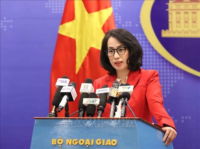 Trao công hàm phản đối các hoạt động vi phạm chủ quyền Việt Nam đối với Trường Sa