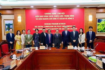 Con đường đến thịnh vượng của Việt Nam: Nhìn từ vấn đề tăng năng suất