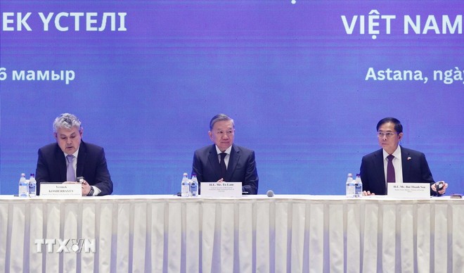 Làm sâu sắc hơn quan hệ kinh tế thương mại Việt Nam-Kazakhstan
