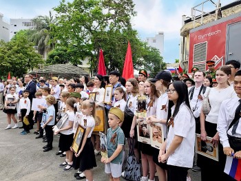 Diễu hành “Đoàn quân bất tử” tại Hà Nội: Tri ân, kết nối, tiếp bước lịch sử