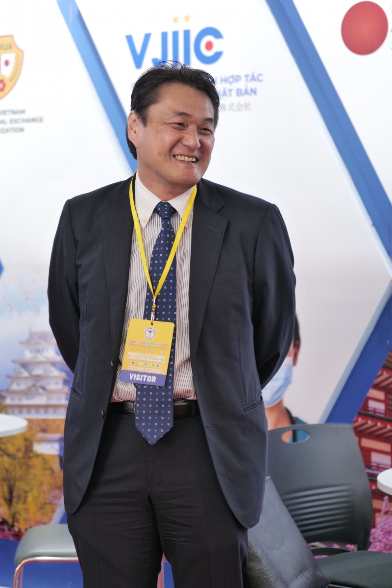 GS.TS.BS Nagakawa Yuichi (Nhật Bản): Muốn giới thiệu đến người dân Việt Nam những phương pháp phẫu thuật tiên tiến