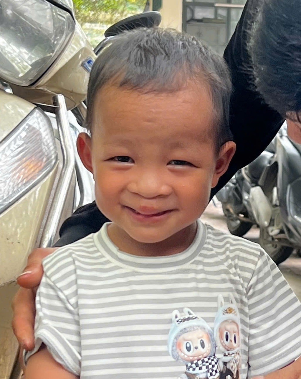 Hành trình tìm lại nụ cười của bé Vừ Thanh Hóa
