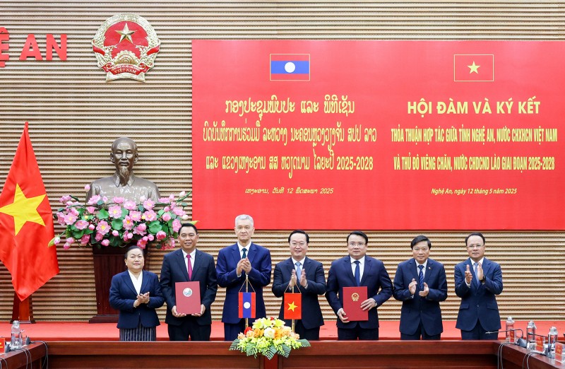 Tỉnh Nghệ An và Thủ đô Vientiane (Lào) ký kết thỏa thuận hợp tác giai đoạn 2025–2028