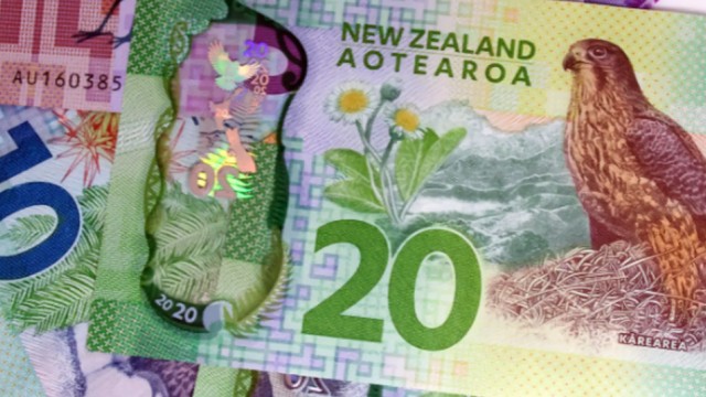 kinh nghiem doi tien khi di du lich new zealand