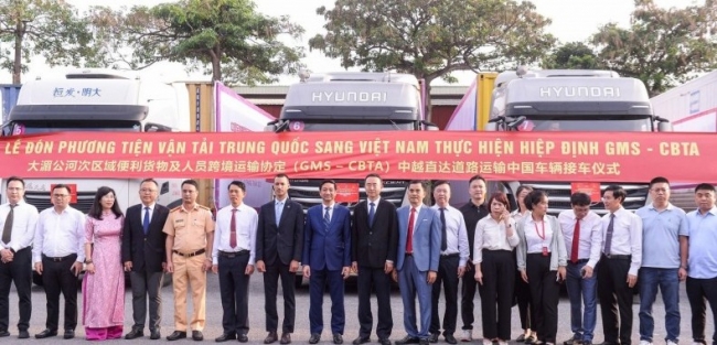 Việt Nam và Trung Quốc khai trương tuyến vận tải xuyên biên giới