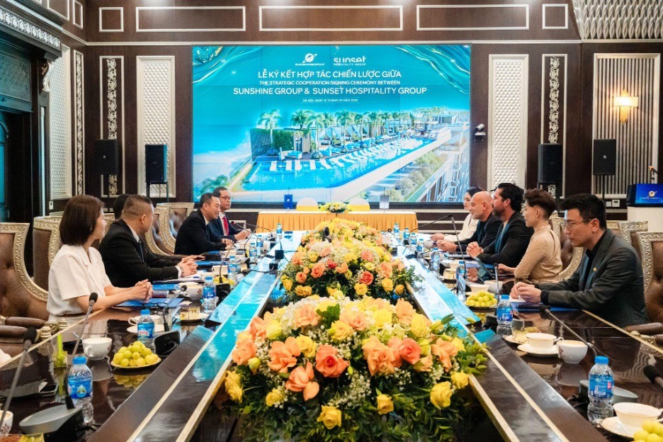 Sunshine Group bắt tay “ông lớn” Dubai đưa trải nghiệm ẩm thực quốc tế về Tây Hồ Tây