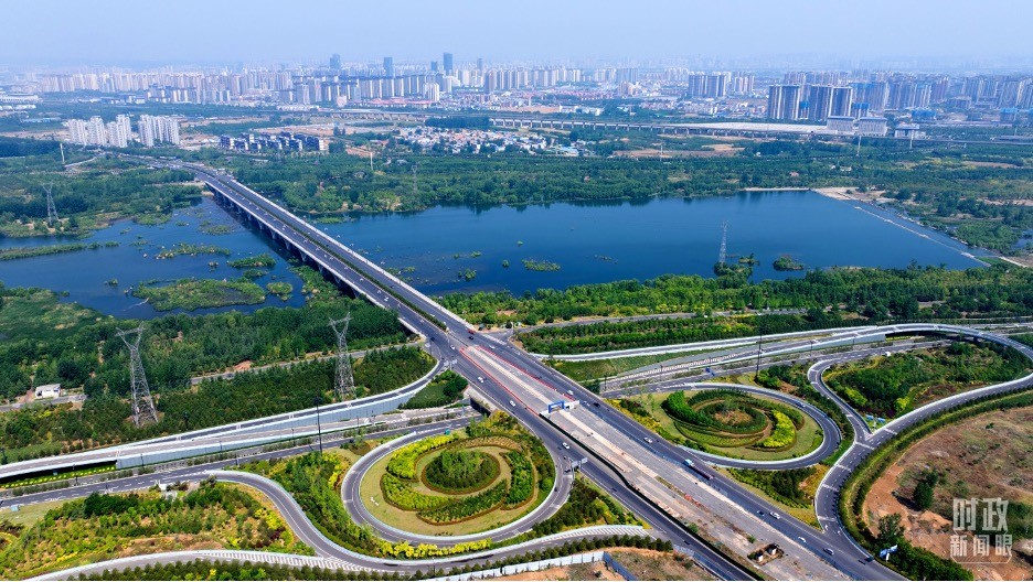 Tổng Bí thư Tập Cận Bình khảo sát phát triển kinh tế và văn hóa tại thành phố Lạc Dương