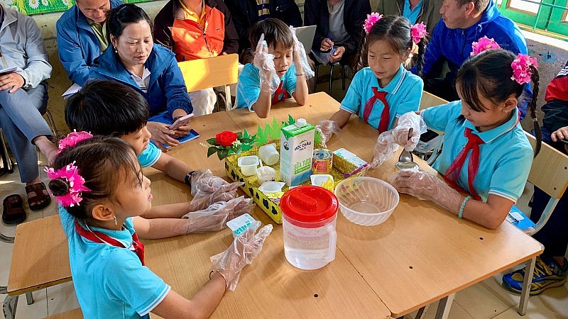 Nơi chắp cánh ước mơ cho học trò vùng khó Điện Biên