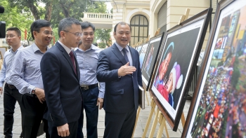 phat dong giai thuong thuong nien truyen thong ve quyen con nguoi nam 2025