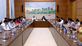 Quốc hội đồng hành, phối hợp với Chính phủ đảm bảo mục tiêu tăng trưởng 8% trở lên