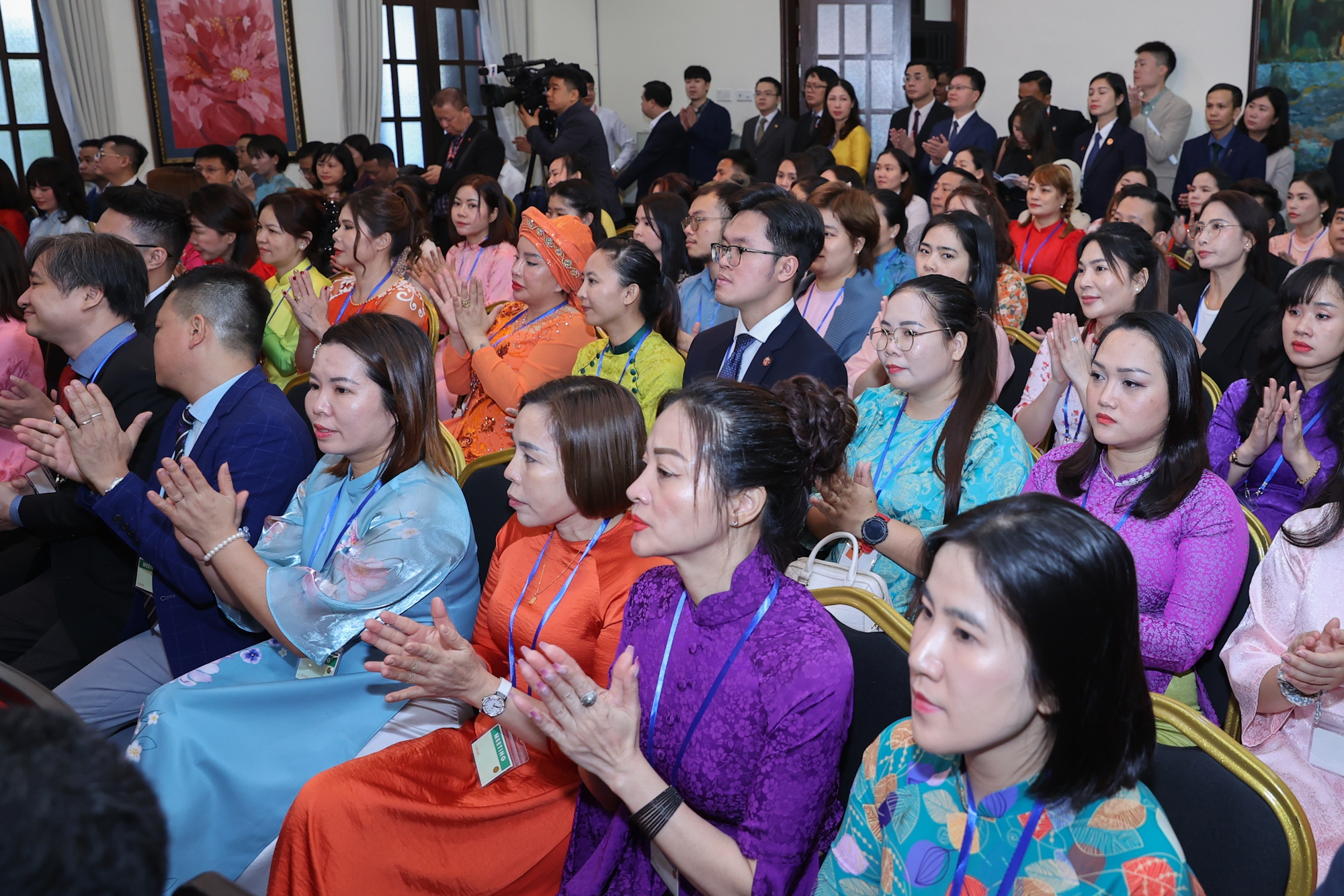 Thủ tướng: Tạo thuận lợi nhất cho tất cả người yêu nước cùng đóng góp và chia sẻ niềm tự hào về đất nước- Ảnh 7.