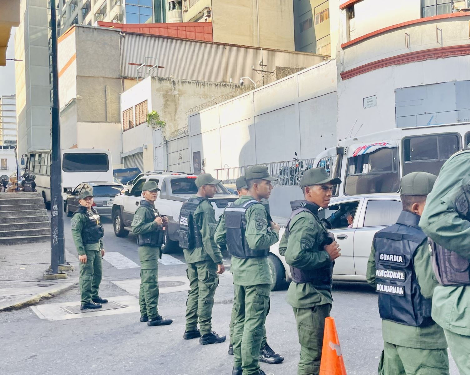 Bầu cử ở Venezuela: Những điều "mắt thấy, tai nghe"