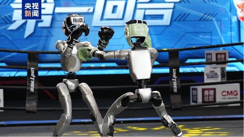 Đài CMG tổ chức giải đấu robot hình người đối kháng đầu tiên trên thế giới