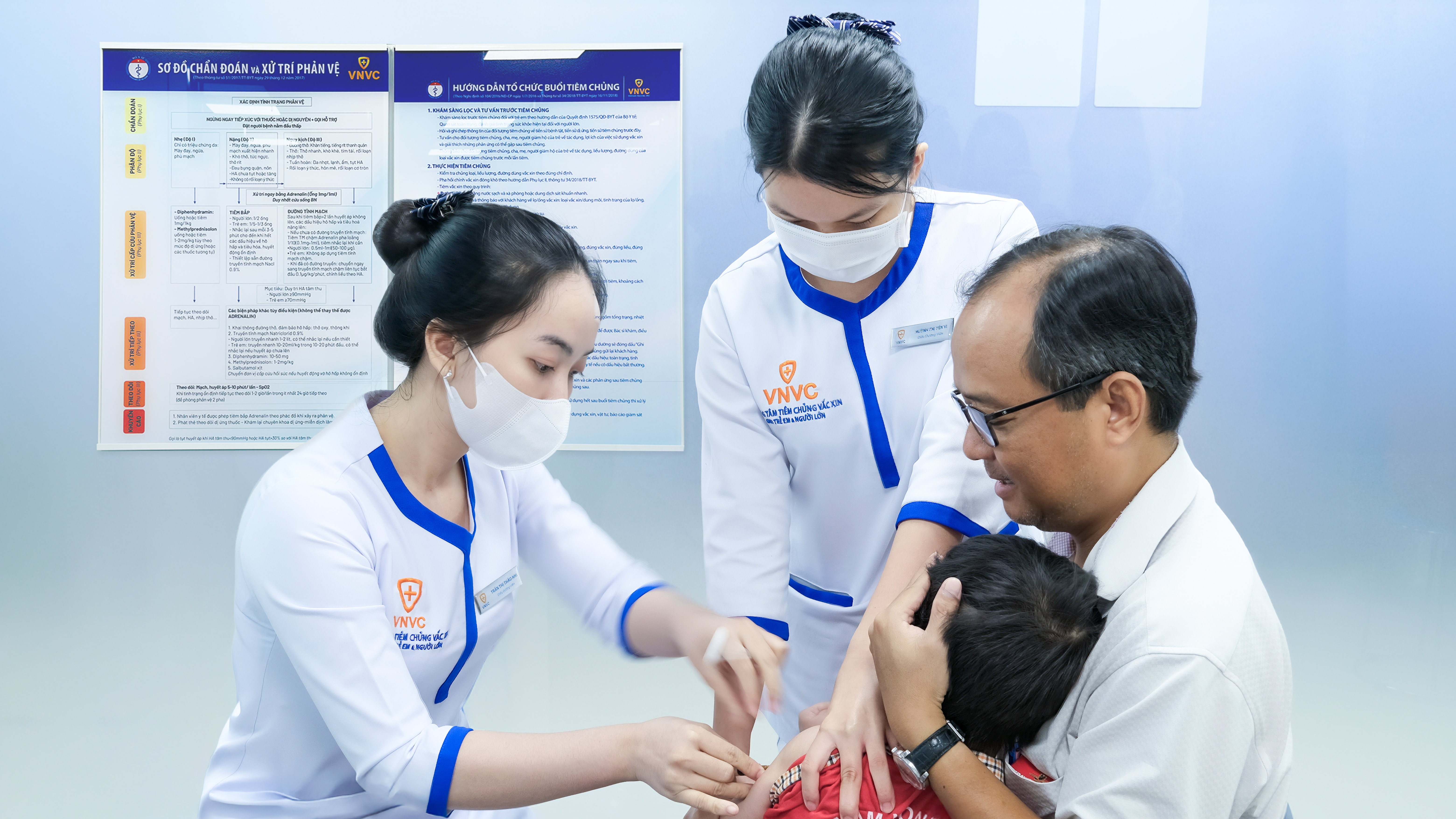 Công ty Vắc xin VNVC có Hệ thống hàng trăm trung tâm tiêm chủng VNVC phục vụ hàng chục triệu người dân mỗi năm. Ảnh: Mộc Thảo